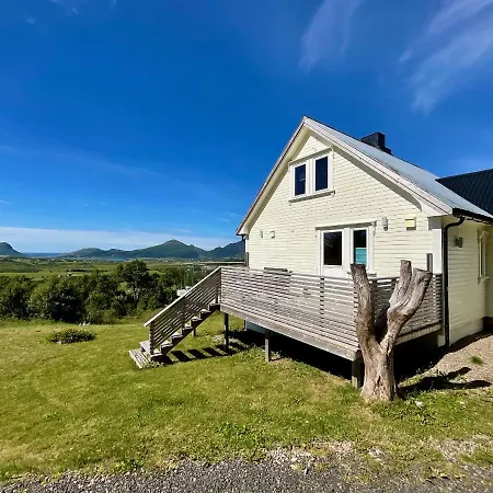Panorama Lofoten Tatil Evi *